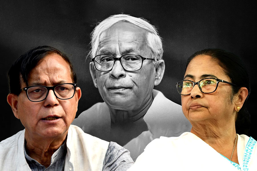 CPM in dilema to invite Mamata Banerjee to memorial service of Buddhadeb Bhattacharya