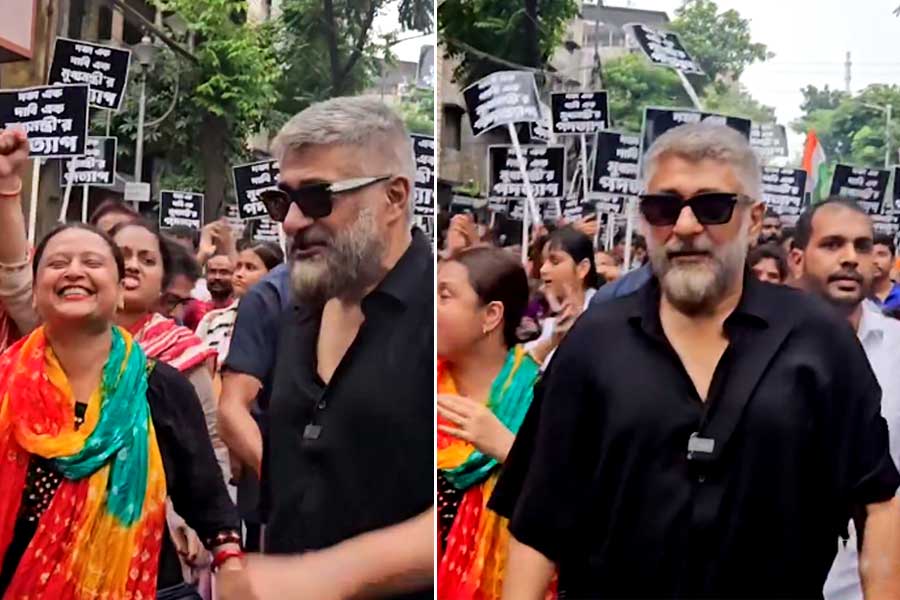 RG Kar: Vivek Agnihotri joins protest in Kolkata