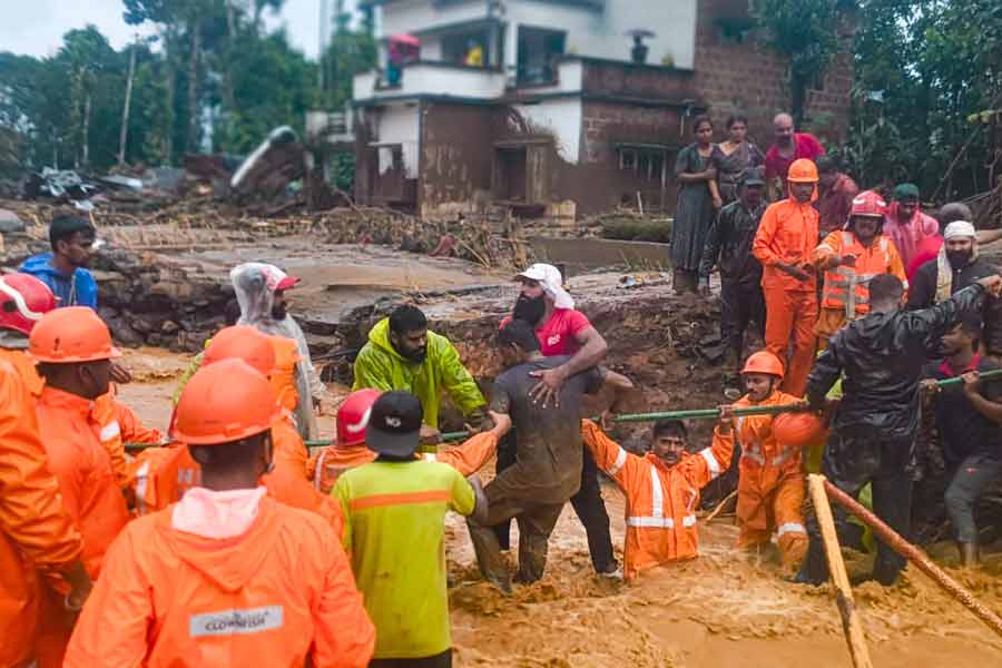 At the end of the 10 day rescue phase, Wayanad bids farewell to the army