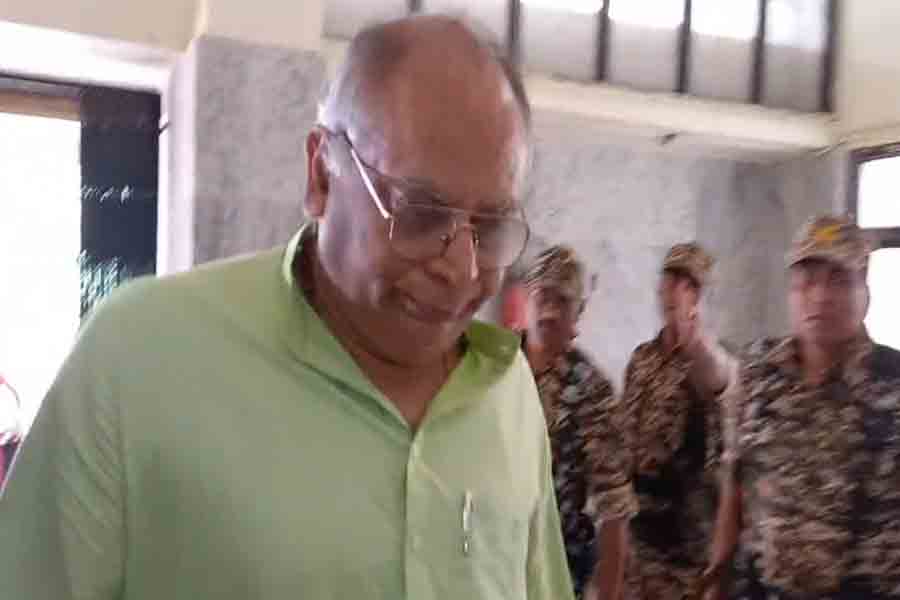 TET Scam: WB Minister Chandranath Sinha at ED office