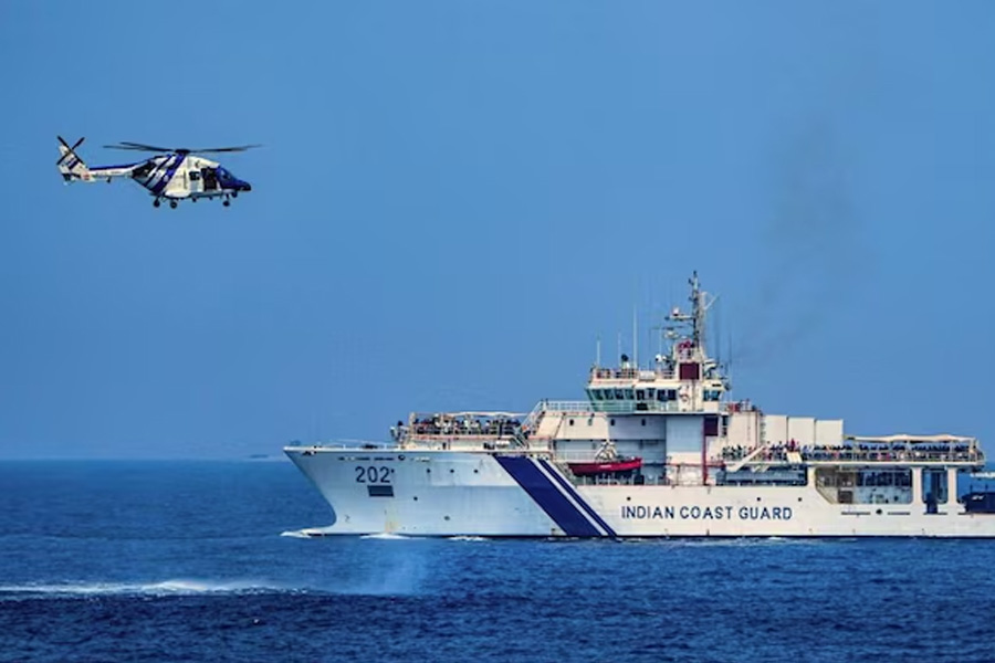 3 Coast Guard members missing after Helicopter's emergency landing in Arabian Sea