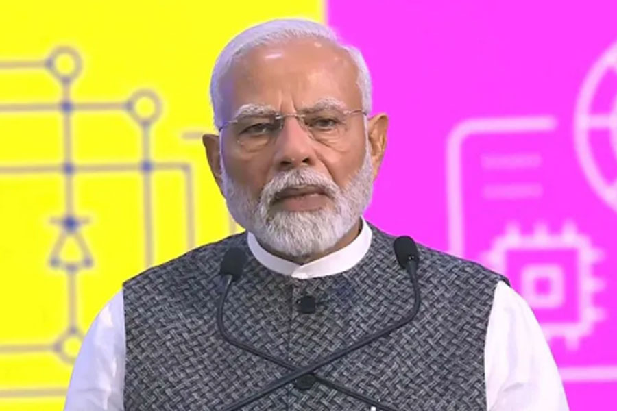 Mumbai police control room receives threat call to kill PM Narendra Modi