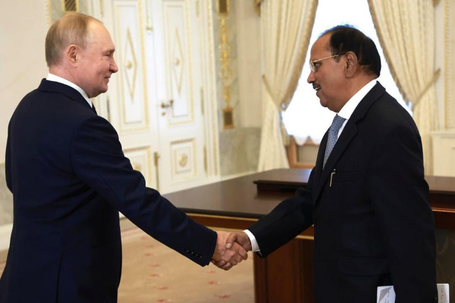 Ajit Doval Meets Vladimir Putin