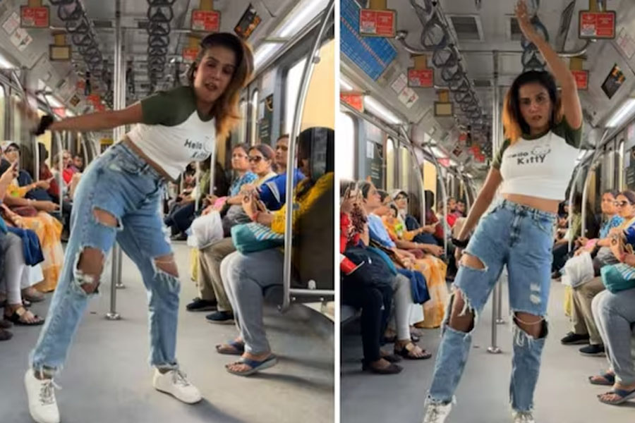 Woman dances to Aaj Ki Raat in Kolkata Metro, gets trolled after video goes viral