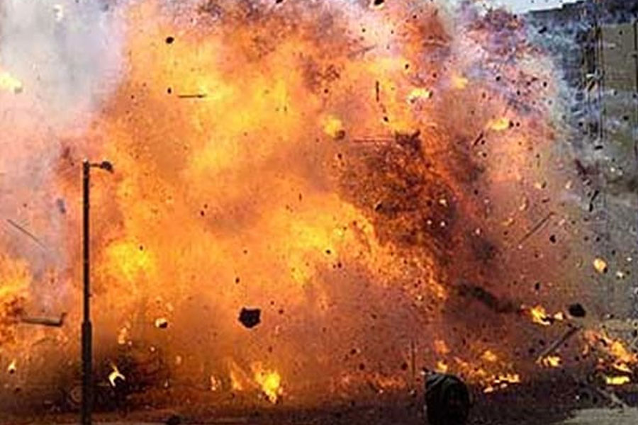 3 people including two children, were injured in bomb explosion In Baharampur