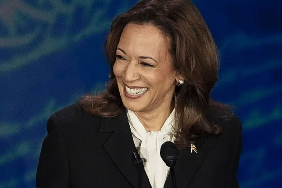 Earrings of Kamala Harris at presidential debate create controversy
