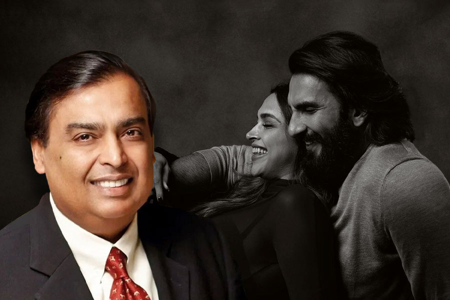 Mukesh Ambani visits hospital to meet Deepika Padukone-Ranveer Singh