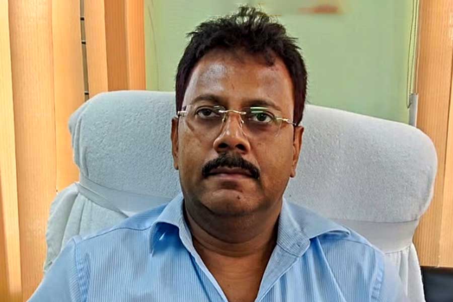 Alipore CBI court show cause CBI on Sandip Ghosh's case
