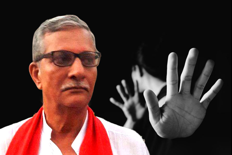 Tanmoy Bhattacharya suspended by CPM over harassment allegation