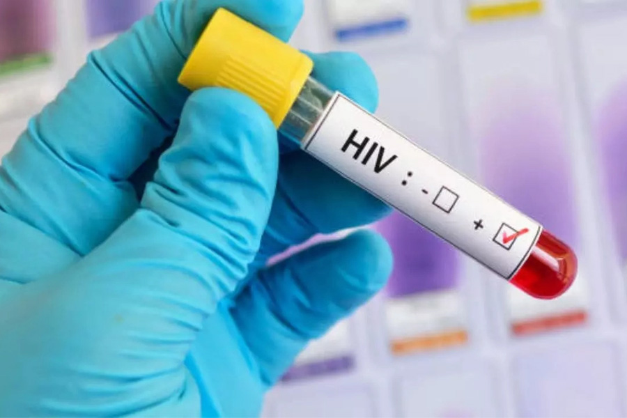 Two members of his home infected with HIV, class 2 student can not enter school in Arambag