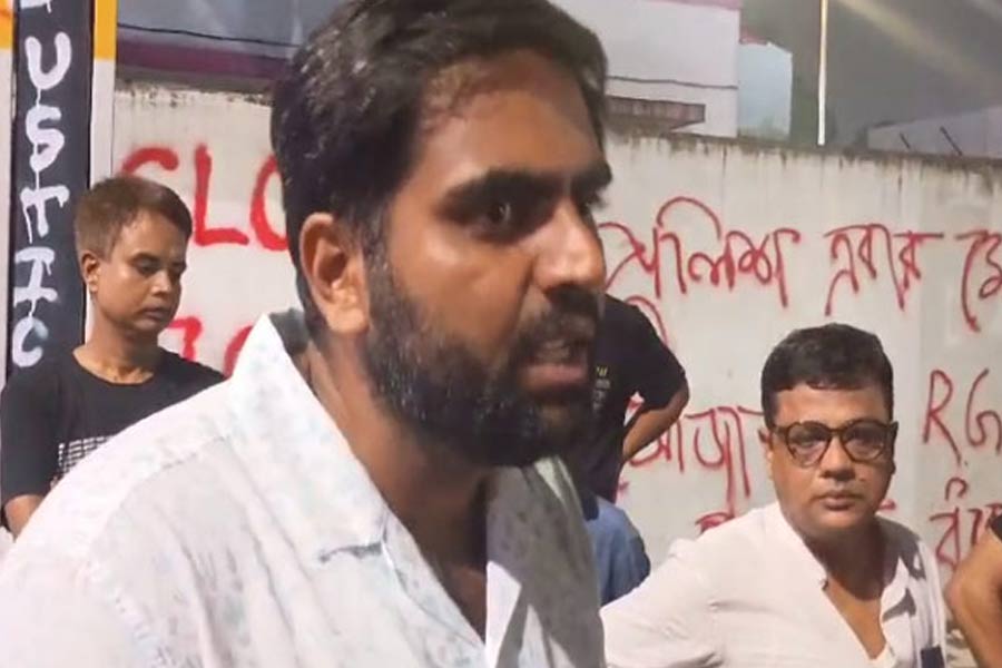 RG Kar Case: Junior doctors clarify their situation on signing post-mortem report of 'Abhaya'