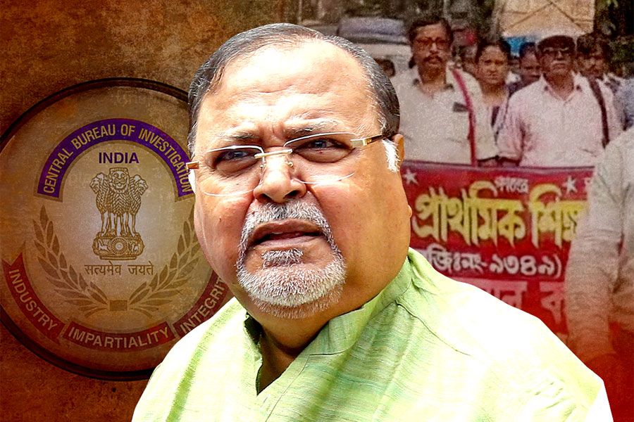 WB Governor gives nod to CBI to file charge sheet against Partha Chatterjee