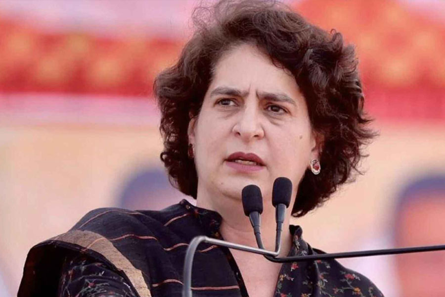 Priyanka Gandhi attack Narendra Modi from Wayanad Rally