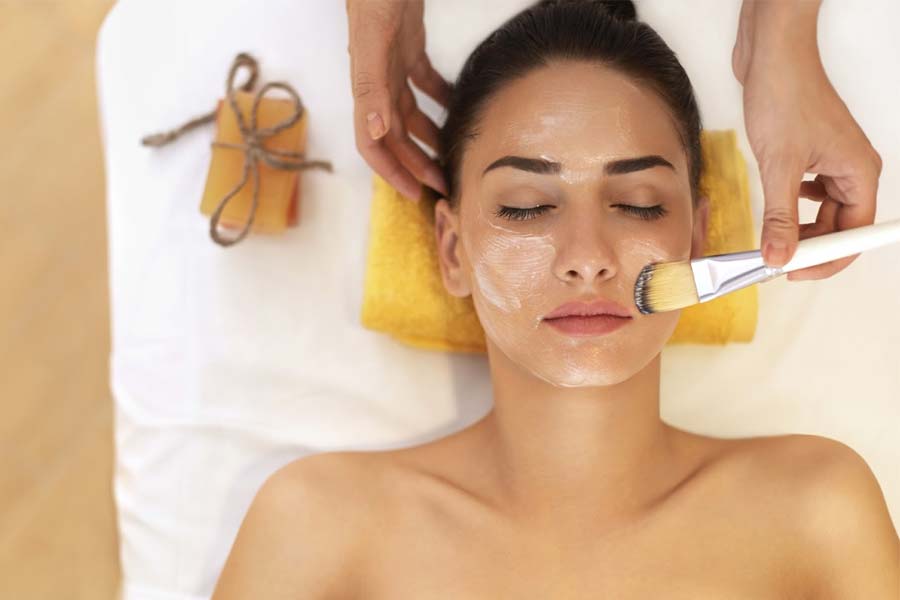 try these Egg Facke Mask for Skin Care