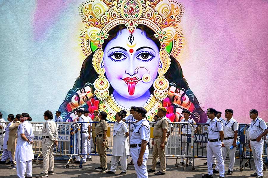 Kali Puja 2024: Kolkata Police is active to prevent unrest during Diwali