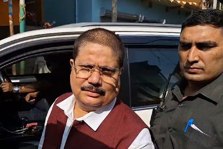 Bomb attack at Arjun Singh's House: Court ordered 10 years imprisonment for two accused