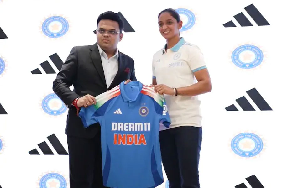 Jay Shah and India women's team captain Harmanpreet Kaur Unveiled Team India New ODI jersey