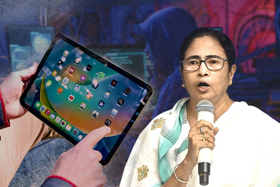 CM Mamata Banerjee slams Jamtara gang behind tab scam and proposes for new la