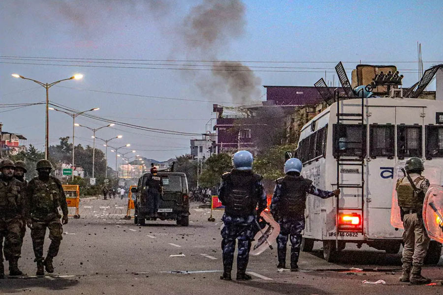 Tension erupts at Manipur after Chief Minister N Biren Singh apologises