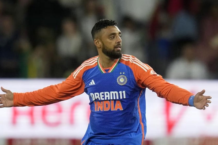 Dinesh Karthik wonders if India missed a trick by not including Varun Chakravarthy for Champions Trophy