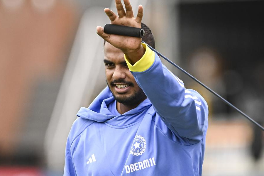 Border Gavaskar Trophy: Yash Dayal replaces injured Khaleel Ahmed in reserve pacers