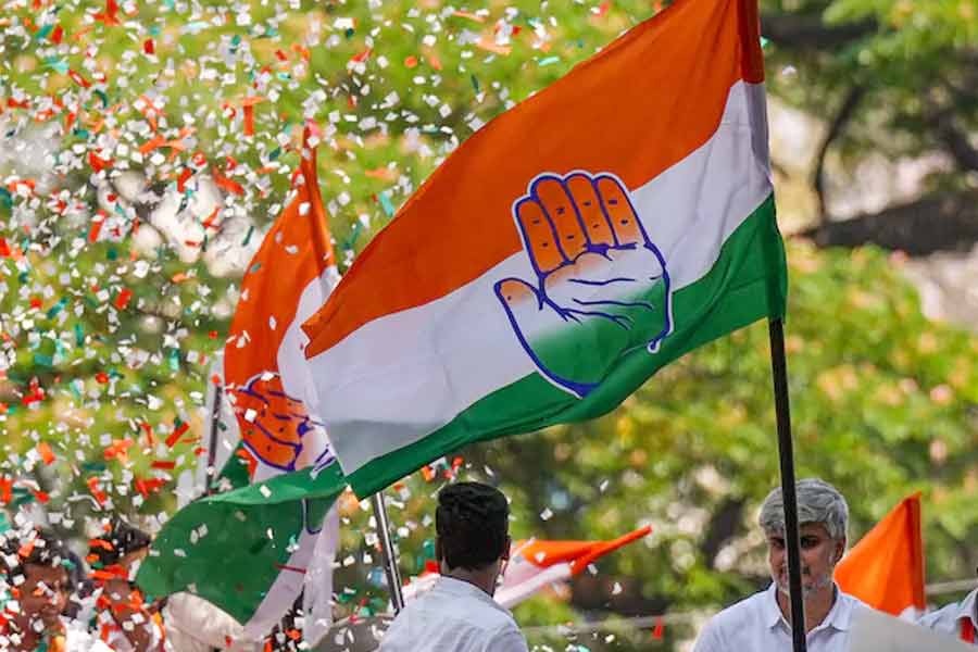 AICC's message to the WB Congress to fight in the political field