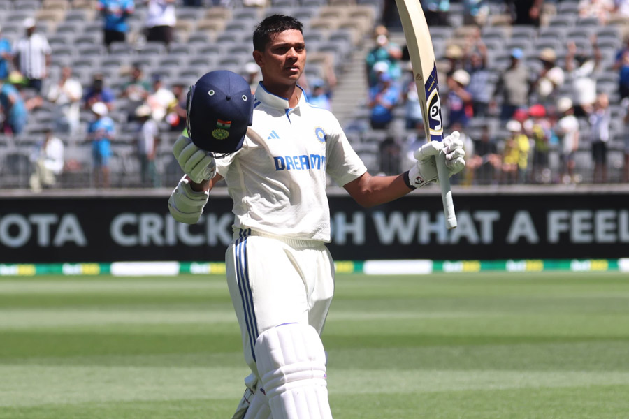 Border Gavaskar Trophy 2024-25: India extends lead of more than 400 in Perth