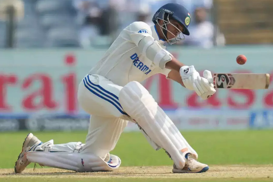 IND vs AUS: Yashasvi Jaiswal made a set of new records in Perth test