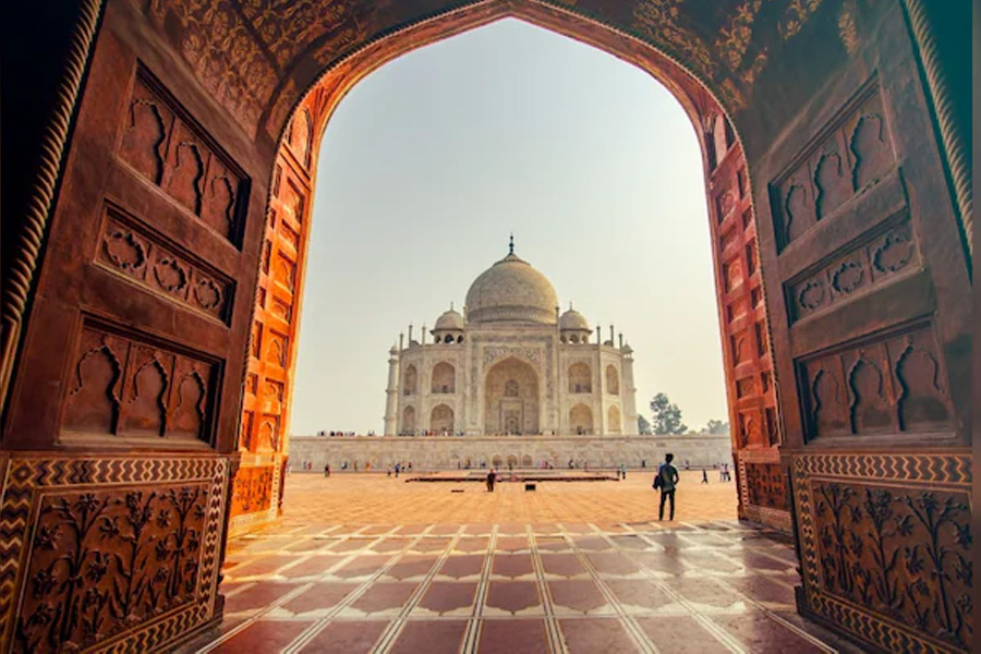 Bomb threat At Taj Mahal