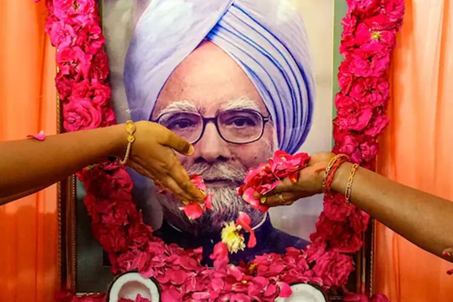 Centre begins land identification process for ex-PM Manmohan Singh's memorial