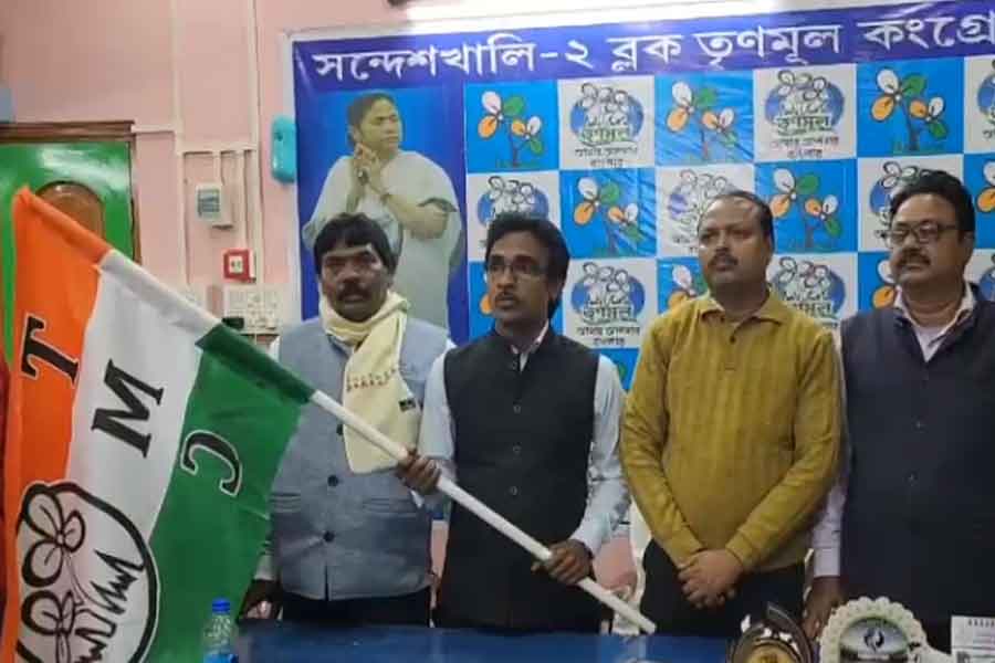 Face of Sandeshkhali movement Sujay Mandal joins TMC