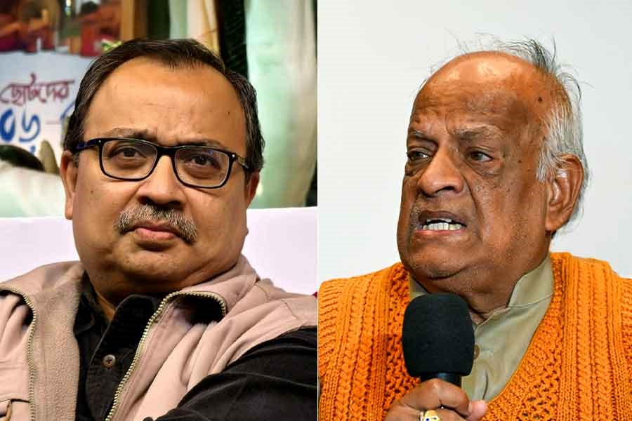 Kunal Ghosh to meet Rabindra Ghosh, lawyar of Chinmoy Prabhu at Barrackpore on December 31