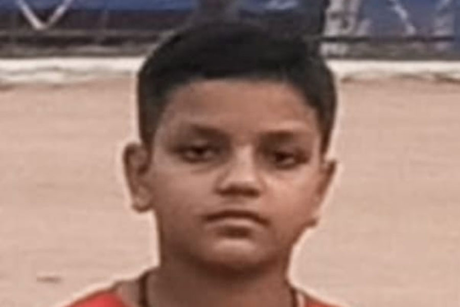 A Boy dies while practicing football in Birbhum