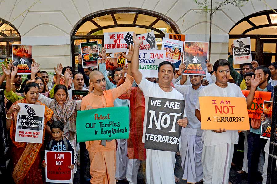 Kolkata ISKCON shares advise for monks in Bangladesh