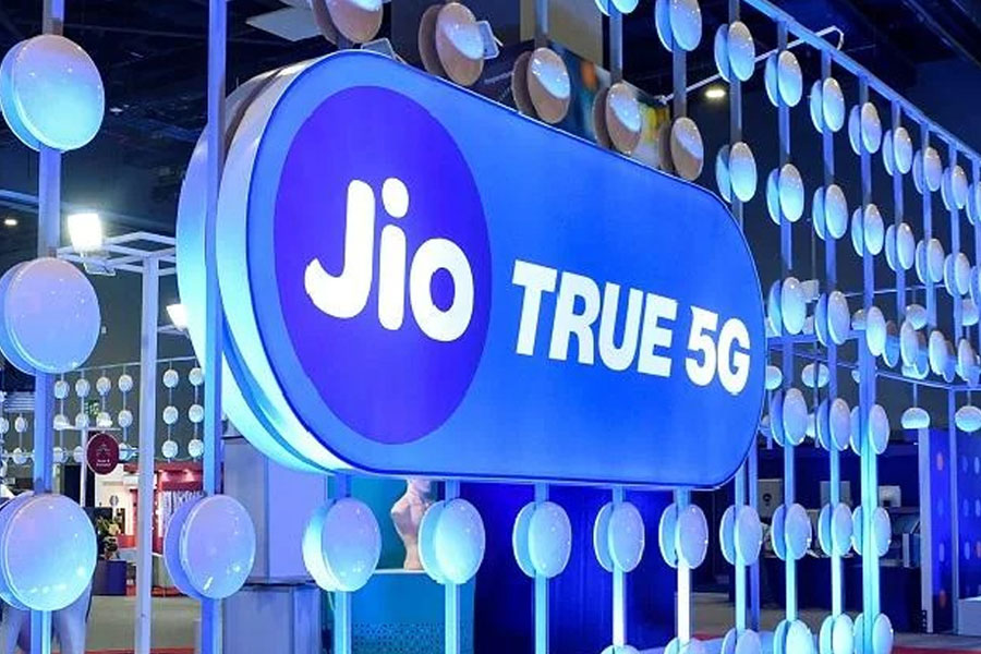 Jio launches new recharge plan in new year
