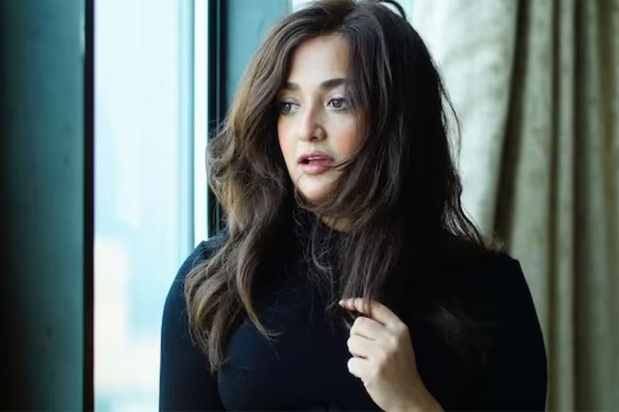 Monali Thakur walks out of concert due to mismanagement