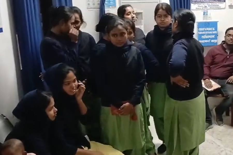 Male nurse arrested allgedly harrassing two female nurses on duty in Alipurduar