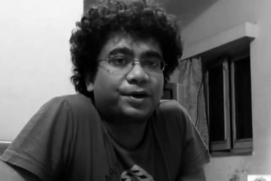 Ex member of fossils Chandramouli Biswas allegedly killed himself