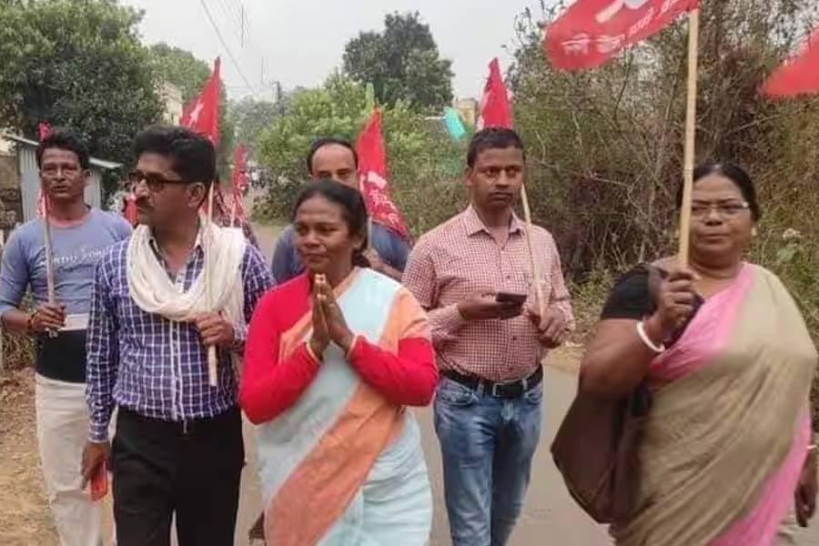 Debaleena Hembrom selected as district president of Bankura CPM