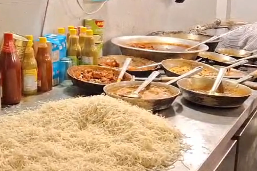 Rotten food in Digha Hotel