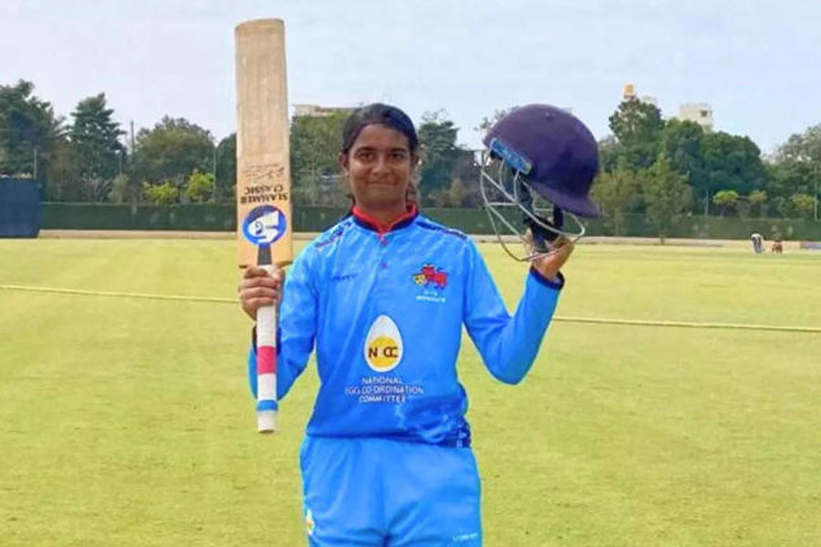 14-year-old Ira Jadhav slams record 346 runs in U-19 cricket for Mumbai
