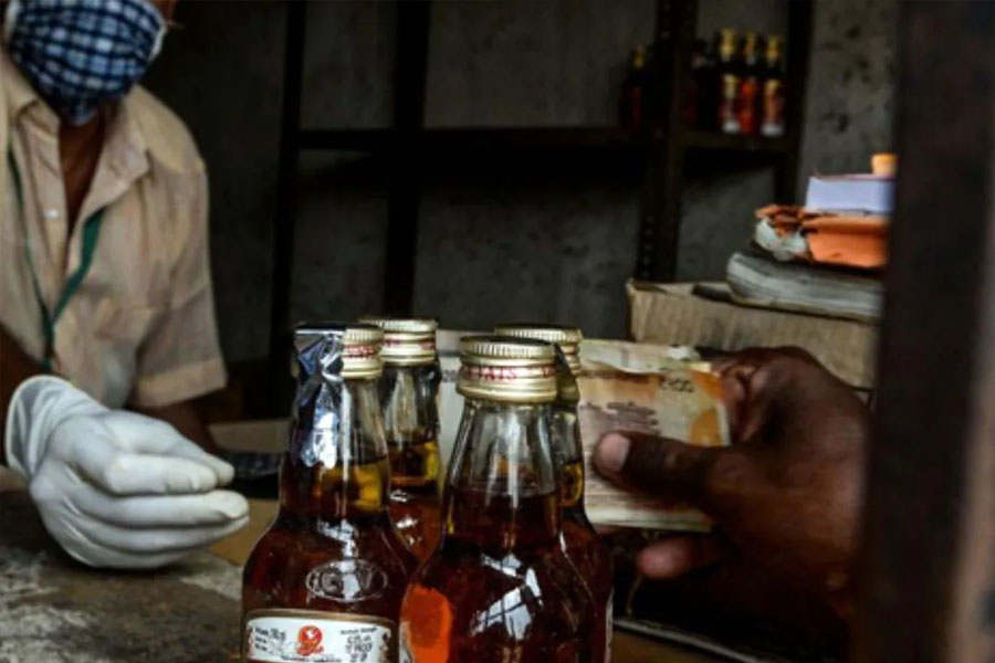 Poisonous liquor chaos in Bihar 7 people died