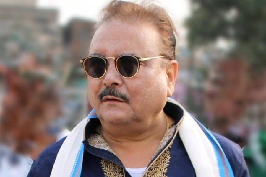 Madan Mitra threats 'inactive' councilors and allerts people not to give importance to them