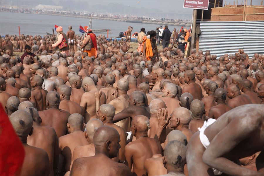 1500 Naga Sanyasis initiated in first phase of training at Mahakumbh
