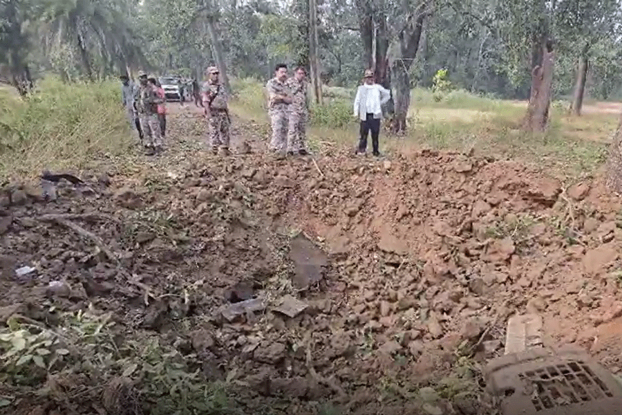 9 killed as maoist blow up vehicle carrying security personnel in Chhattisgarh
