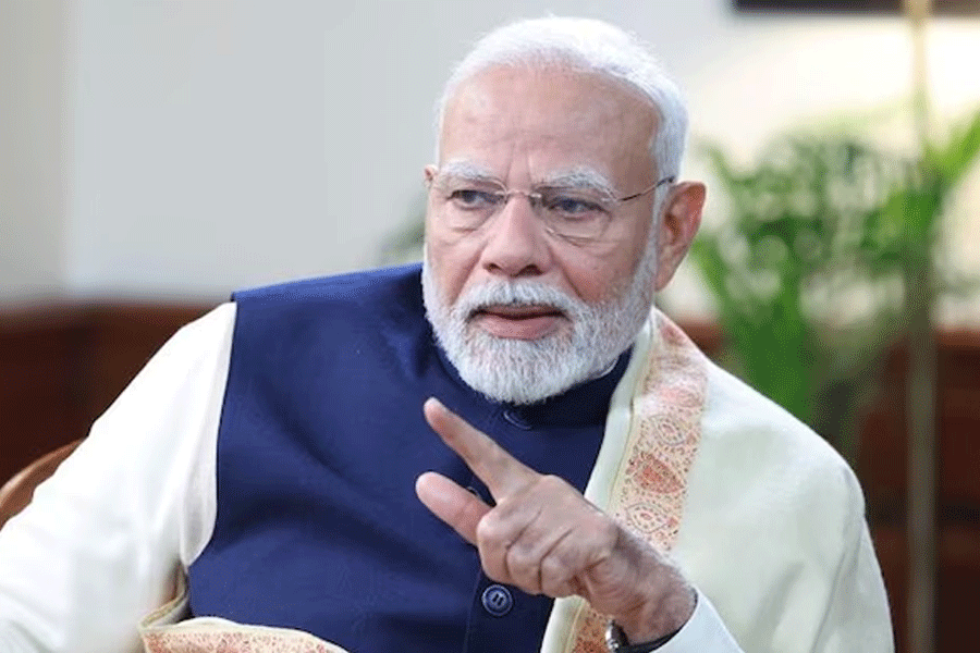 Maan ki Baat: PM Modi hails ECI for strengthening voting process