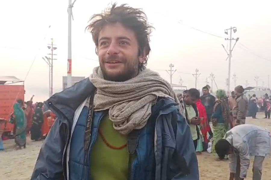 Harry Potter fame person came to Maha Kumbh