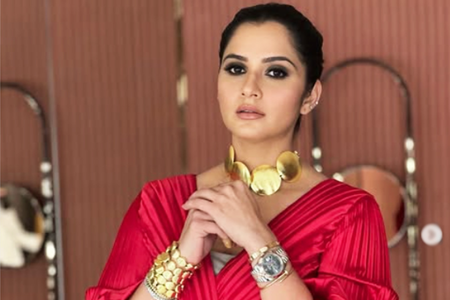 Sania Mirza post image of new nameplate without Shoaib Malik