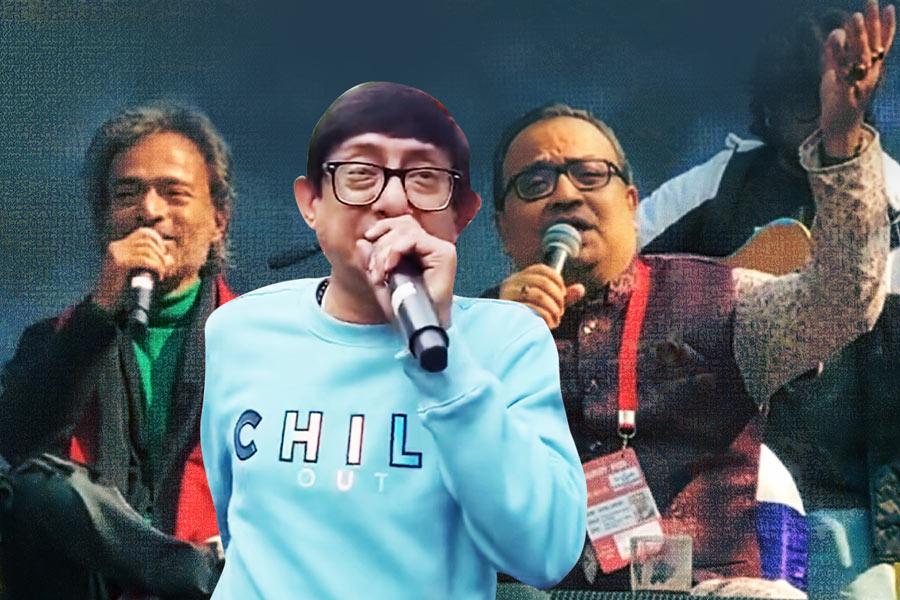 ‘টিব্যাক কার্নিভ্যাল’, নচিকেতা-কুণালের গানে, কাঞ্চনের উপস্থিতিতে জমজমাট টাকি বয়েজ স্কুল