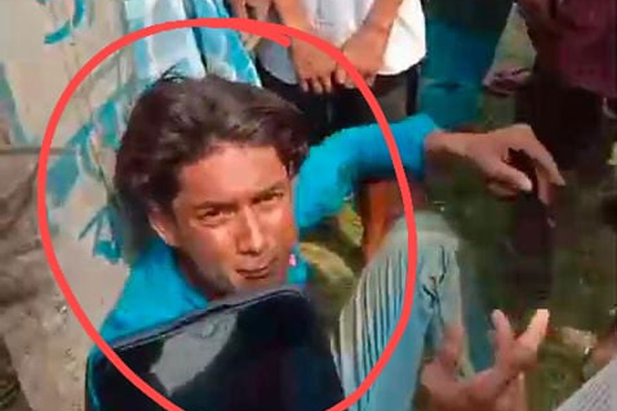 Main accused Rana arrested in attack on police in Murshidabad